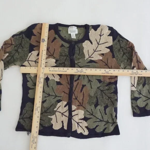 Vintage Christopher Banks Taupe Leaf Botanical Pattern Button Knit Cardigan L - Picture 3 of 10